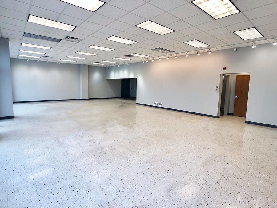 Prime Retail Location Nw Bismarck Daniel Companies